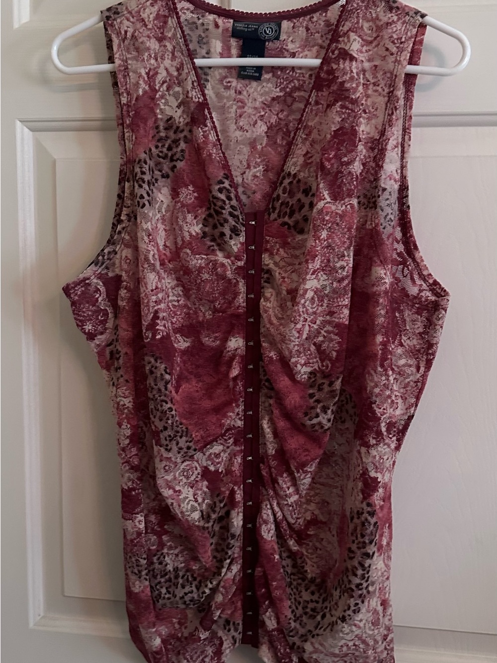 Sleeveless Draped V-Neck Tank in Maroon and Cream - Venezia Jeans